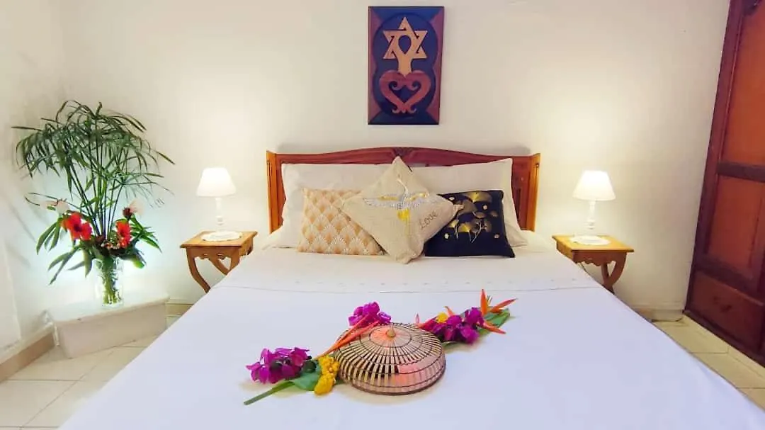 بيت ضيافة فندق Terre-de-Basفي  Habitation Titine غوادلوب